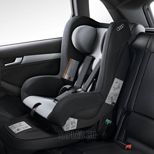 Купить Audi 4L0019903AEUR Автомобильное детское кресло Audi Isofix child seat, titanium grey/black, артикул 4L0019903AEUR