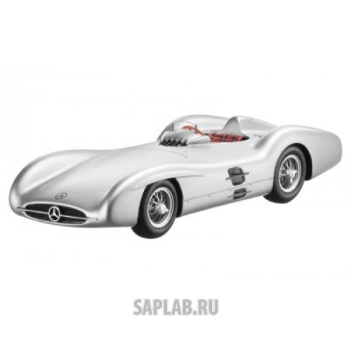 Купить MERCEDES B66040585 Модель автомобиля Mercedes-Benz 2.5-litre Formula 1 race car, with streamline body, W196, 1954, Scale 1:43