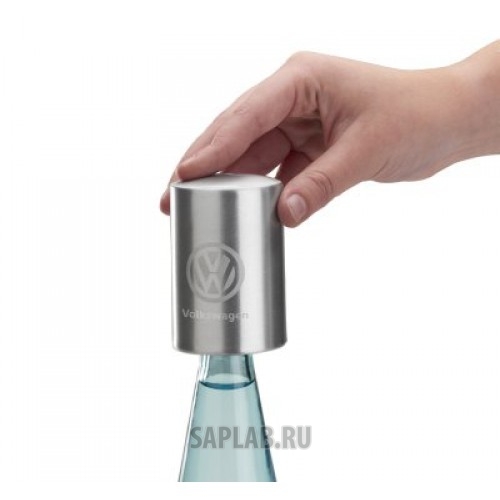 Купить Volkswagen 000087703CTJKA Открывалка для бутылок Volkswagen Metal Bottle Opener With Push Function, артикул 000087703CTJKA