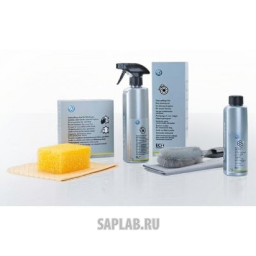 Купить Volkswagen 000096323E Набор Volkswagen для ухода за изделиями из гладкой кожи, артикул 000096323E