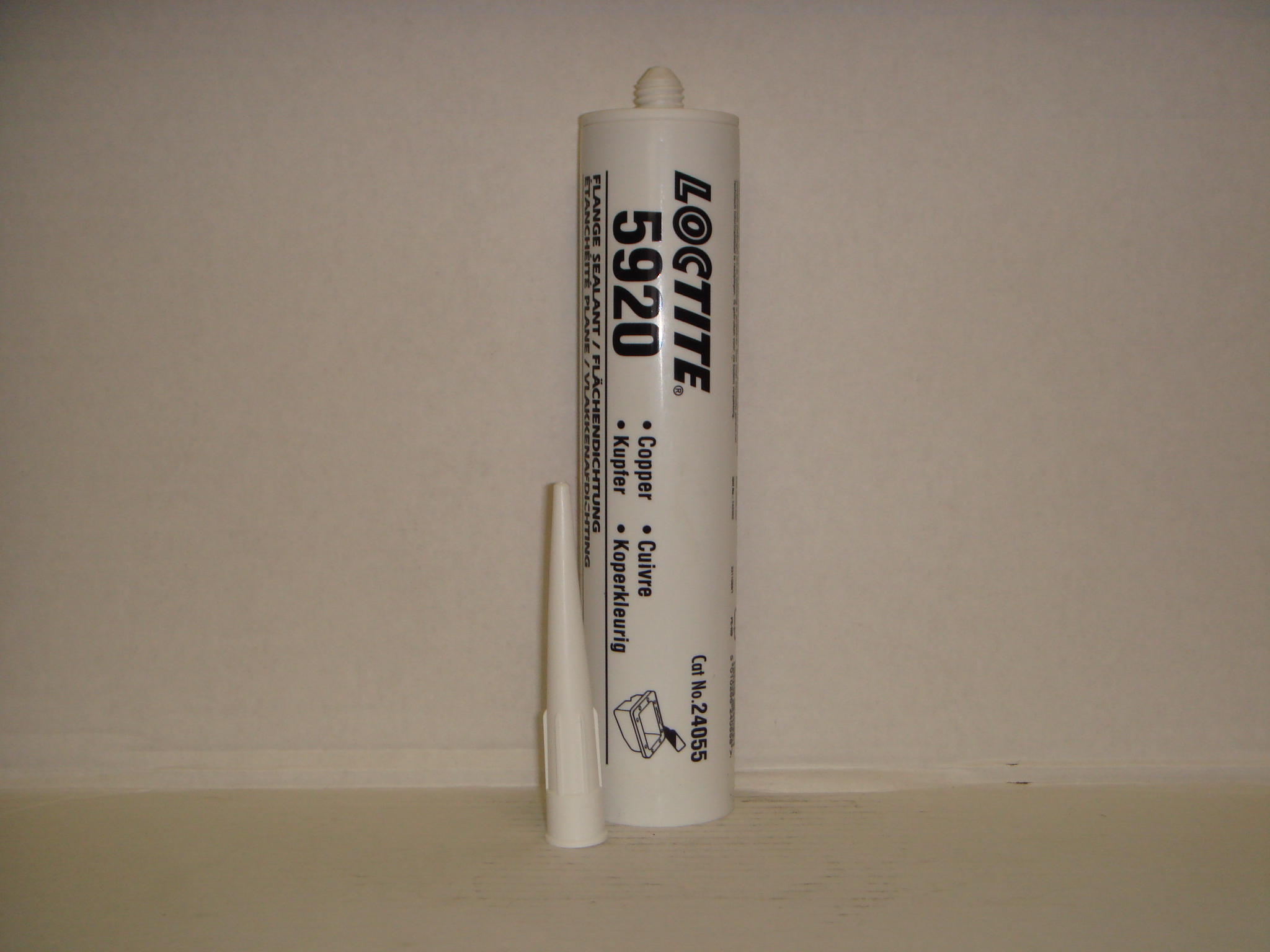 Купить Loctite 142502 Силиконовый нейтральный герметик, высокотемпературный 300ml